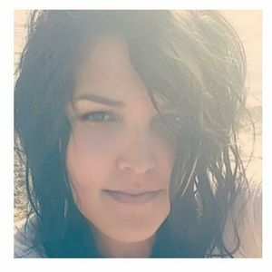 Meet your Posher, Elena